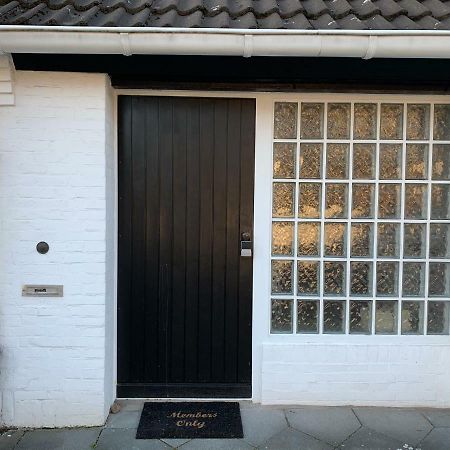 Apartment 900M To Exhibition Dusseldorf Luaran gambar