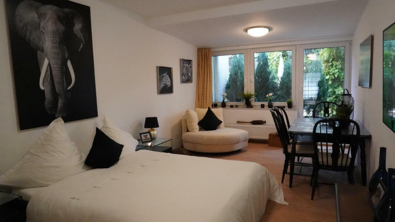 Apartment 900M To Exhibition Dusseldorf Luaran gambar