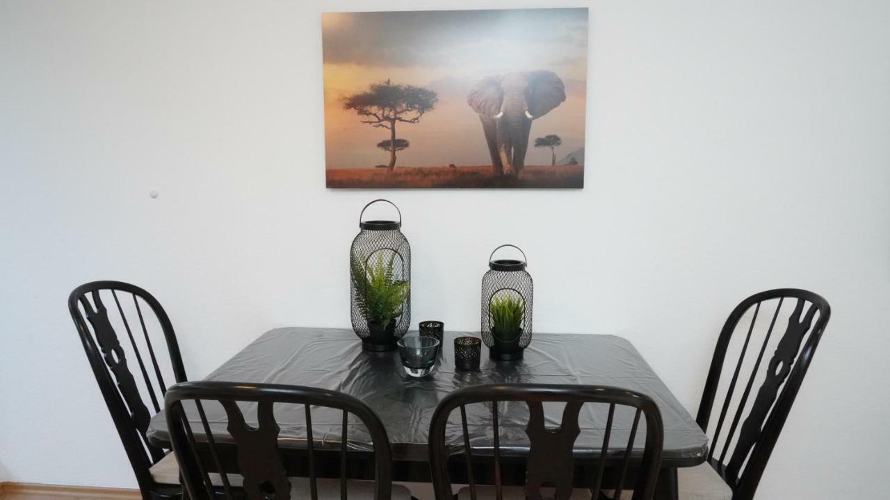 Apartment 900M To Exhibition Dusseldorf Luaran gambar